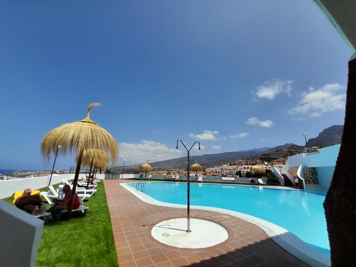 Apartments Island Village Heights Costa Adeje  Eksteriør billede