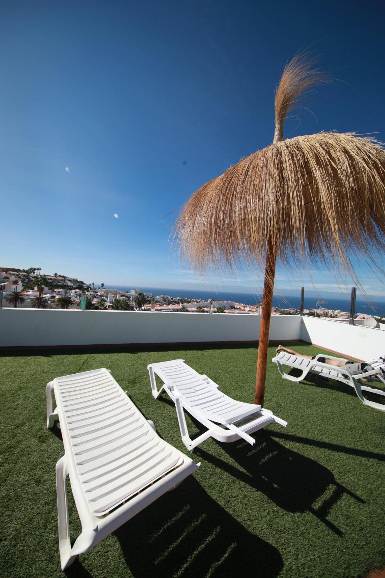 Apartments Island Village Heights Costa Adeje  Eksteriør billede