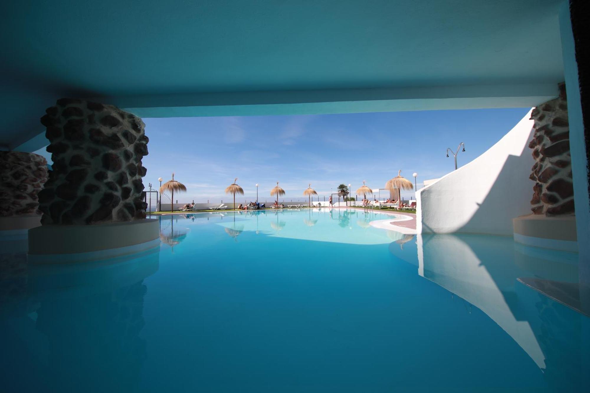 Apartments Island Village Heights Costa Adeje  Eksteriør billede